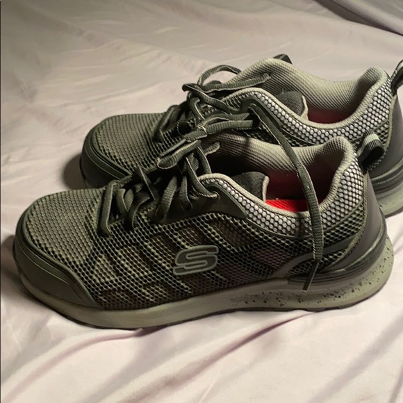 Sketchers steel toe work shoes - Picture 5 of 5